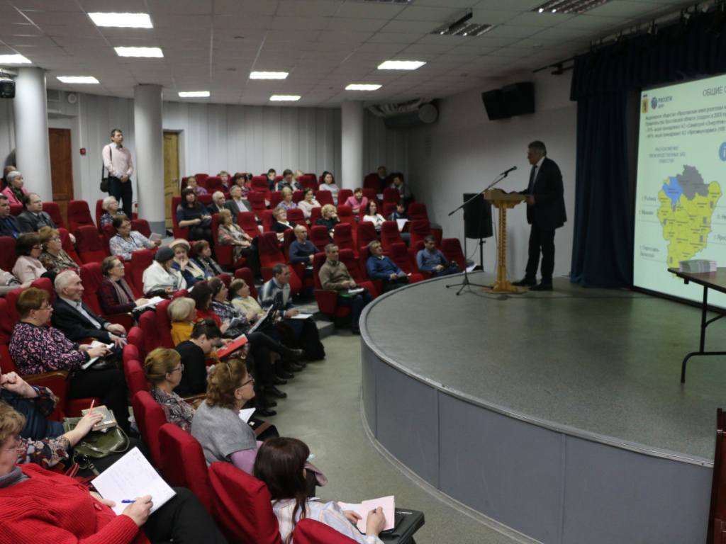 К концу 2024 года численность граждан - садоводов-огородников, которые снимут с себя бремя содержания электросетей, может составить 170 000 человек. Об этом сообщил Генеральный директор АО «ЯрЭСК» Игорь Шарошихин на ежегодном отчетном мероприятии с председателями садоводческих, огороднических некоммерческих объединений (СНТ).